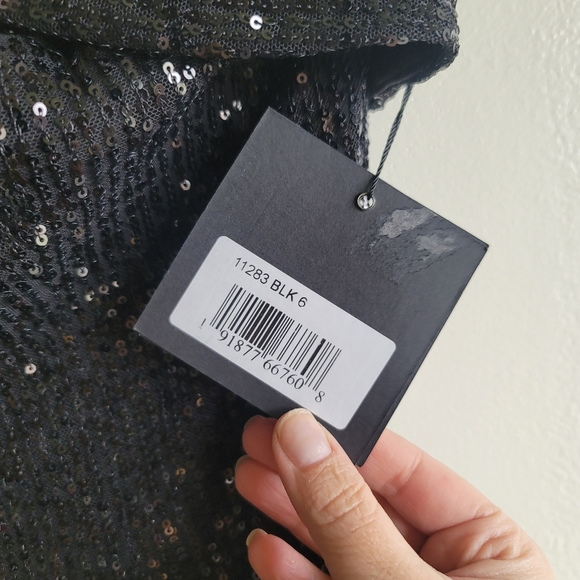 Ieena for Mac Duggal, Sequined Bow One Shoulder Column Gown, Black, Size 6 , NWT - Picture 10 of 10